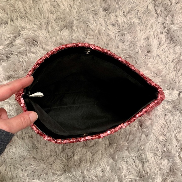 NWOT VS Sequin Clutch - Picture 3 of 5